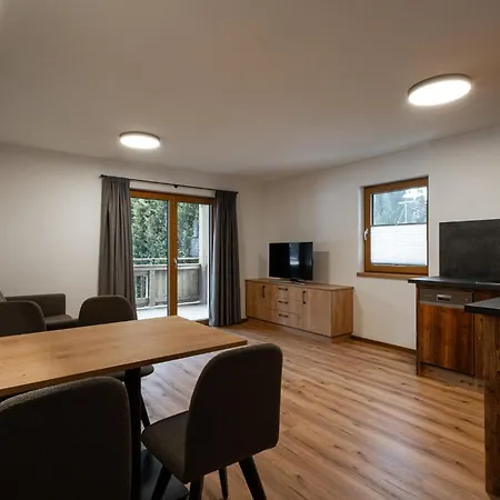 Alpengruss Apartment *